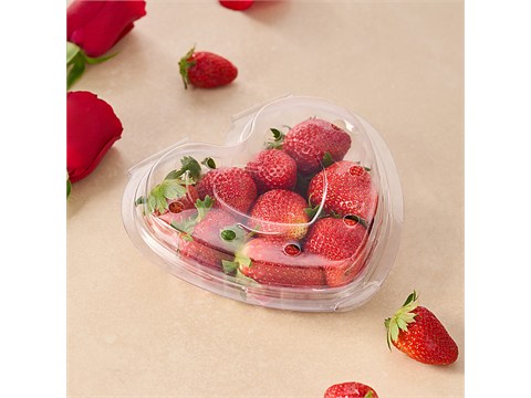 fresho! Strawberry  Hearts - Valentine Special, 160 g - 175 g