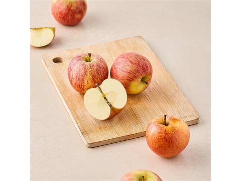 fresho! Apple - Fuji, Regular, 4 pcs