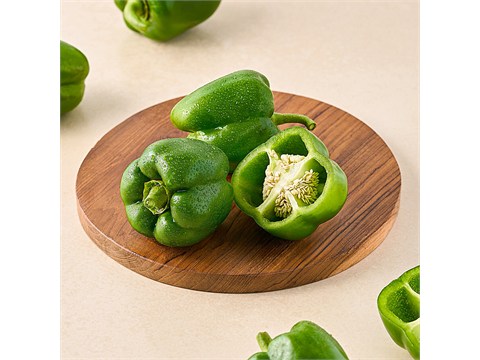 fresho! Capsicum - Green, 1 kg