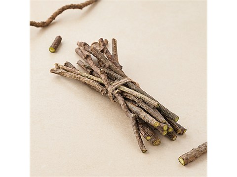 fresho! Neem Giloy (Amruta Balli) - Organically Grown, 100 g