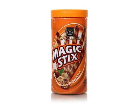 Sapphire  Magic Stix Wafer Rolls - Chocolate Hazelnut Flavoured Cream, 200 g