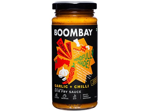 Boombay Garlic + Chilli Stir Fry Sauce - Spicy & Tangy, 250 g