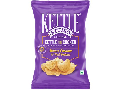 Kettle Studio Mature Cheddar & Red Onions Potato Chips, 120 g