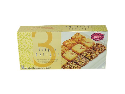 Karachi Bakery Triple Delight Chocolate Cashew, Cashew & Fruit Biscuit, 600 g