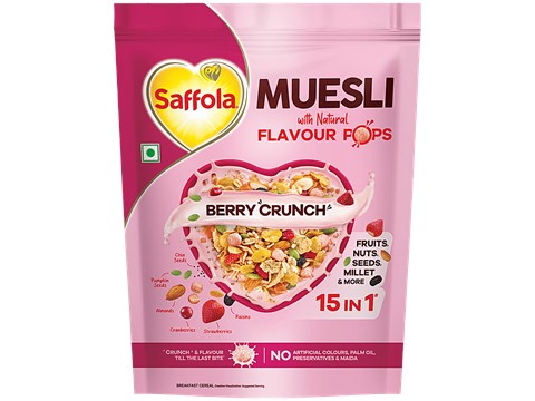 Saffola Muesli - Berry Crunch With Flavour Pops, 450 g