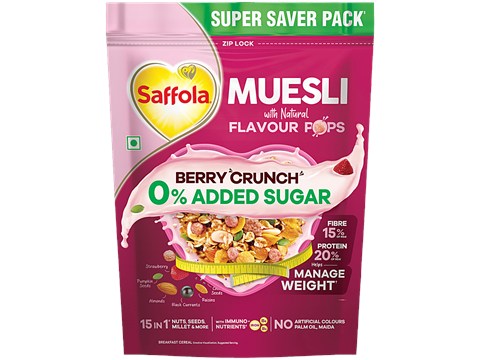 Saffola Berry Crunch Muesli With Flavour Pops, 700 g
