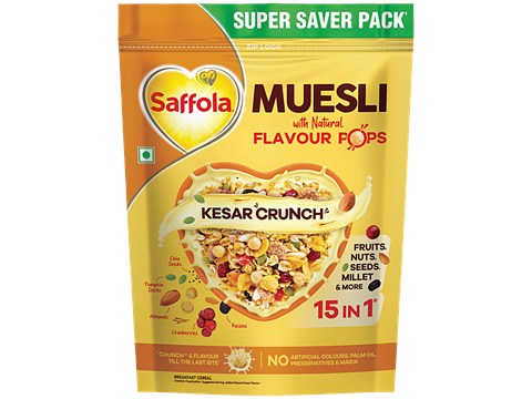 Saffola Muesli With Natural Flavour Pops - Kesar Crunch, 700 g