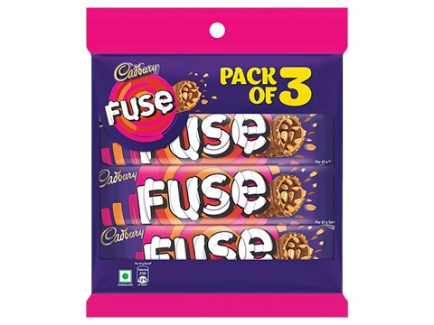 Cadbury Fuse Peanut & Caramel Filled Chocolate Bar Kitted Pack, 129 g