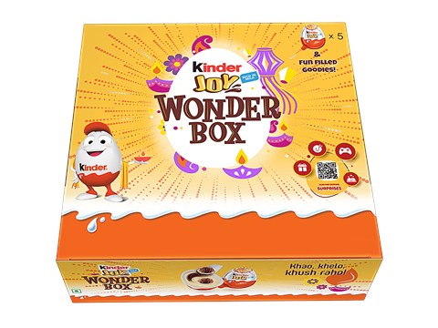 Kinder Joy Wonderbox & Fun Filled Goodies - Eat & Play, 100 g