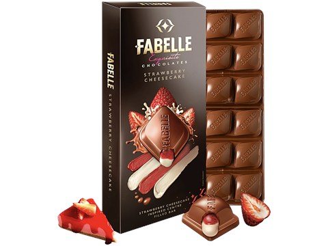 Fabelle Exquisite Chocolates - Strawberry Cheesecake Inspired Centre Filled Bar, 131 g
