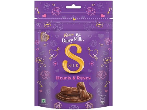 Cadbury Dairy Milk Silk Hearts & Roses Chocolate Home Treats Valentines Gift Pack, 153 g