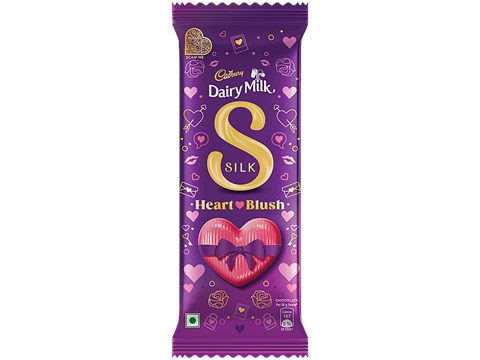 Cadbury Dairy Milk Silk Valentines Heart Blush Chocolate Bar Gift Pack, 150 g