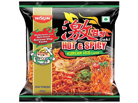 Nissin Geki - Hot & Spicy Korean Veg Flavoured Ramen Instant Noodles, 80 g