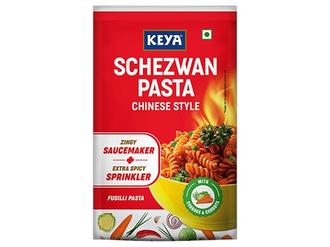 Keya Schezwan Pasta - Chinese Style, Fusilli, With Zingy Sauce Maker & Extra Spicy Sprinkler, 95.5 g