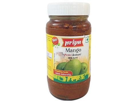 Priya Pickle - Mango Avakaya (With Garlic), 500 g