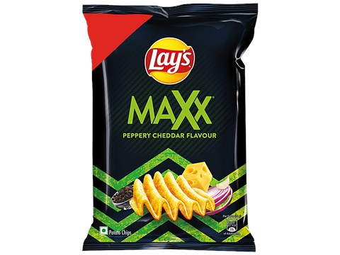 Lay's Maxx Potato Chips - Peppery Cheddar, 56 g