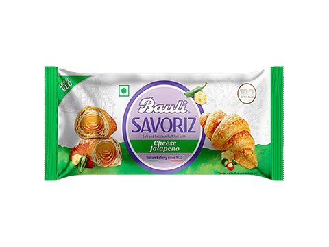 Bauli Savoriz Puffed Roll - With Cheese Jalapeno, Vegetarian, Soft & Creamy, 45 g