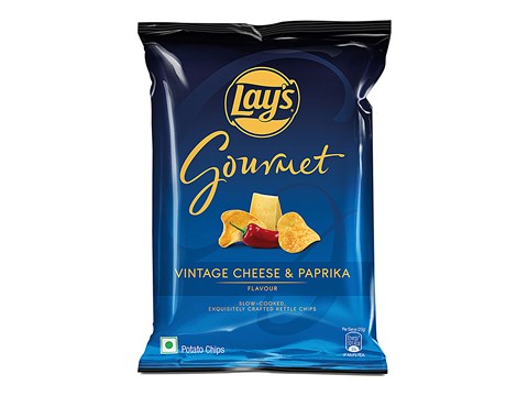 Lay's Gourmet Kettle Chips - Vintage Cheese & Paprika, 80 g